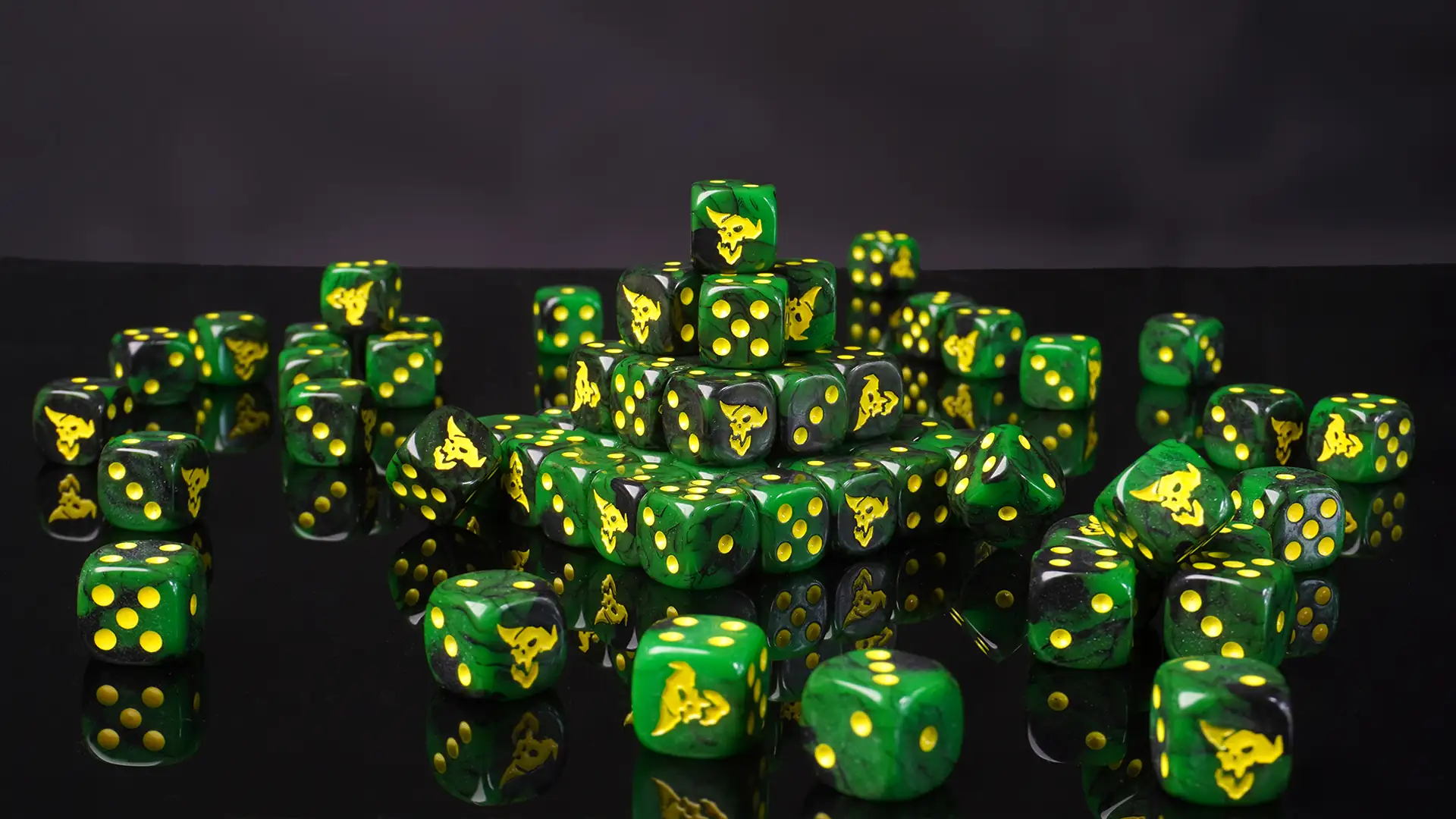 wargame dice, custom dice, 40 dice